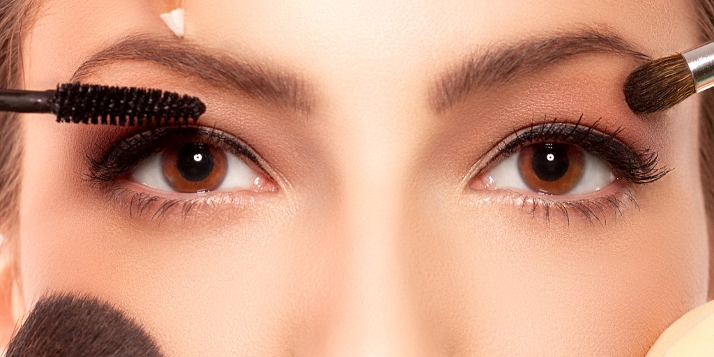 Fake Lashes Tips for Summer